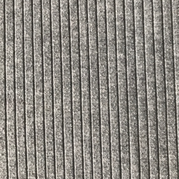 gray criss-cross shirt - Picture 3 of 3